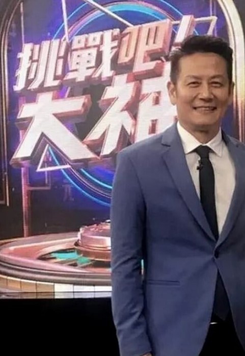 【抖音反差婊】莉莉安新娘足疗技师211全网男人心中的白月光被大神重金拿下并流出视频 - 9cao