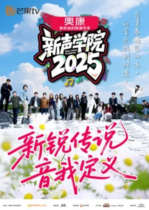 【吃瓜】是怕别人看不到吧 ，骚女人内裤反射出来了 - 9cao